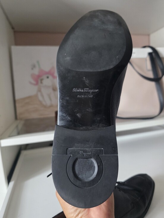 Salvatore Ferragamo Black Leather Lace-Up Derby Shoes